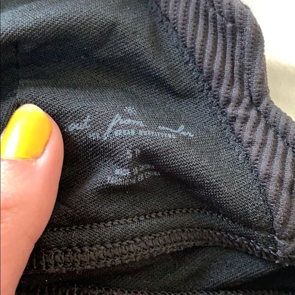 Urban Outfitters bikini top - Picture 3 of 3